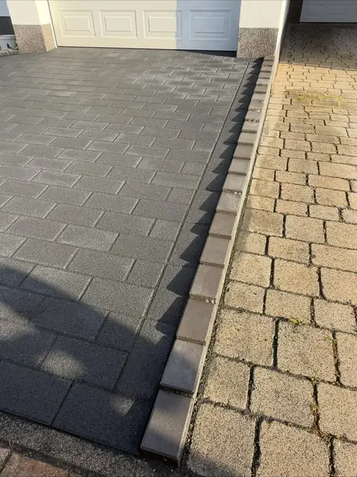 Fertig verlegte Pflasterfläche – Projekt von Bajramaj Garten- und Landschaftsbau
